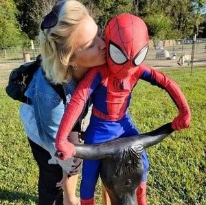 Meet your Posher, Ariel